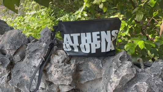 Athens Utopia leather sardine pouch